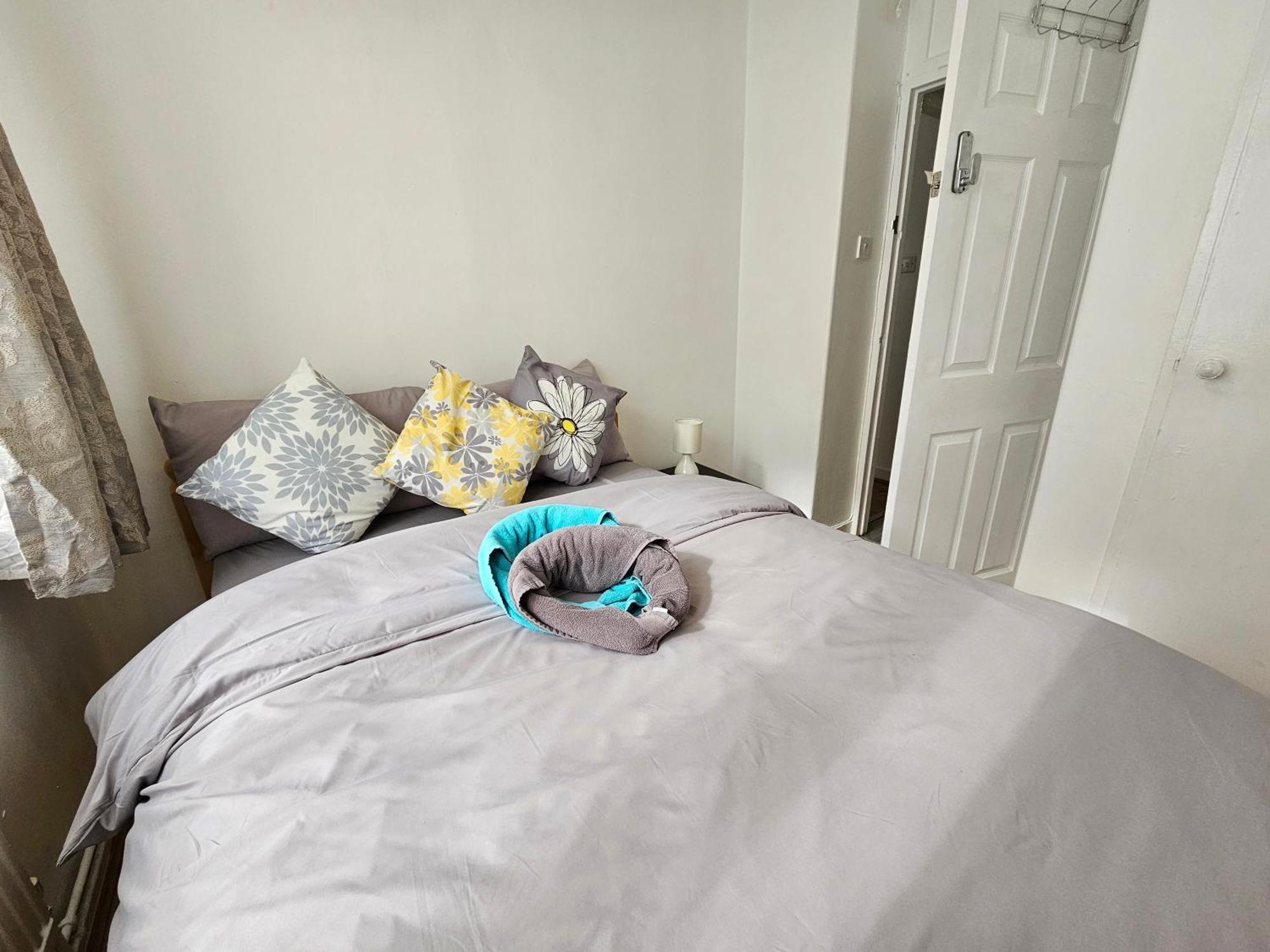 Globe Rooms London Bagian luar foto
