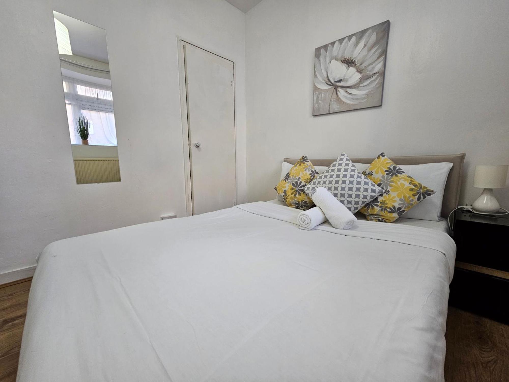 Globe Rooms London Bagian luar foto